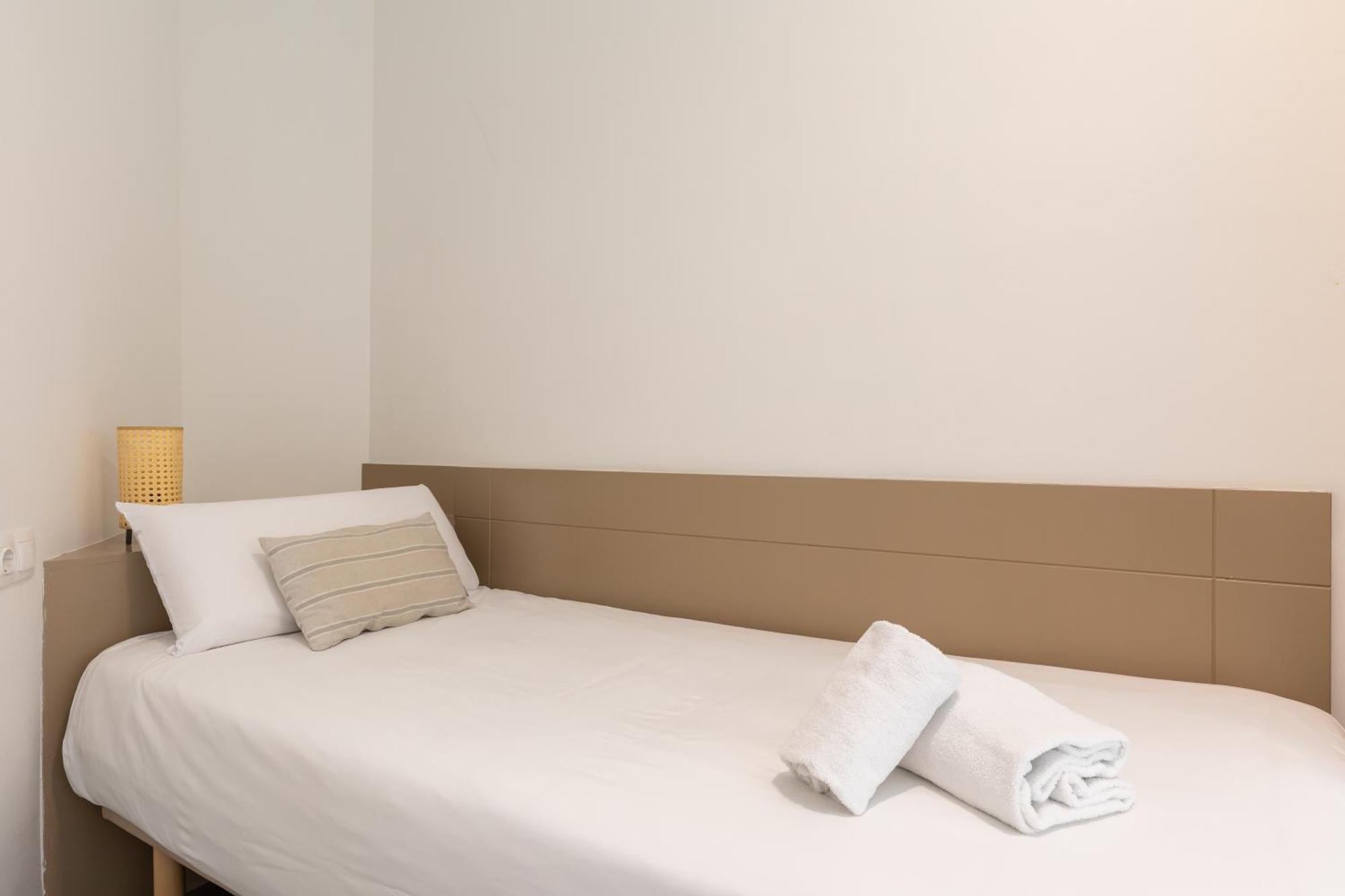 Deco Apartments Barcelona-Sants