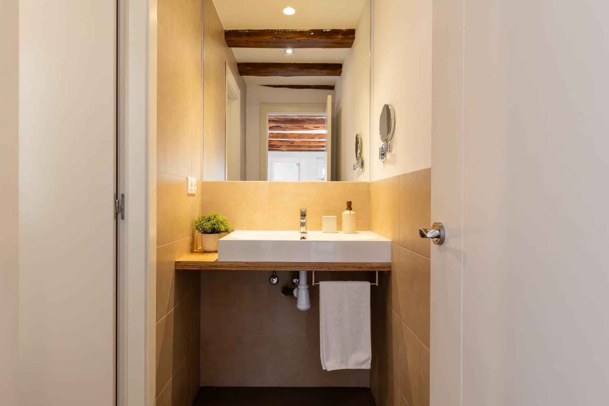 Deco Apartments Barcelona-Sants *